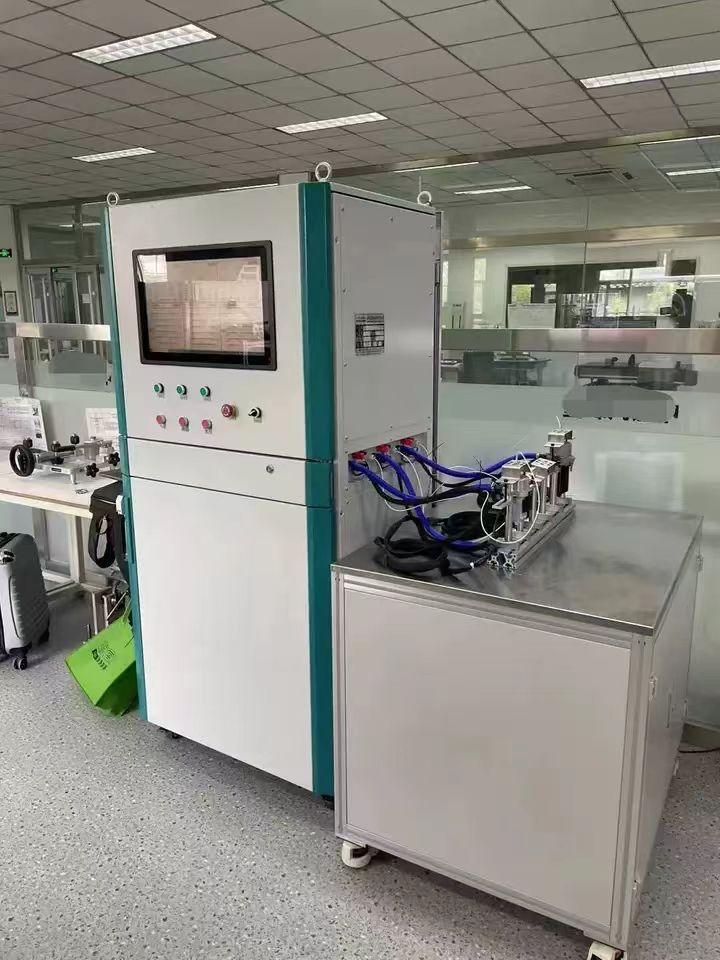 快狐品牌（KIKIHU）工業(yè)觸摸電腦平板在嵌入式機(jī)柜出色的穩(wěn)定運(yùn)行(圖4)